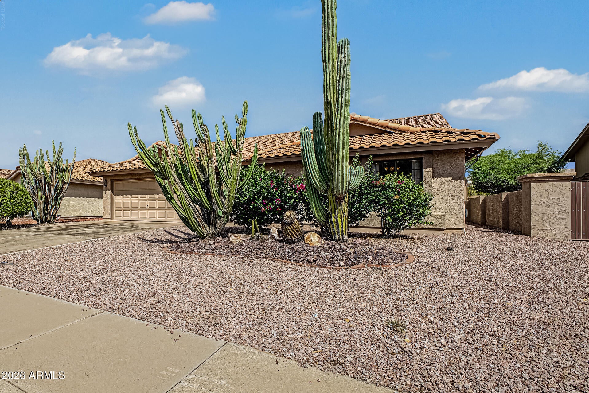 9802 W ROCKWOOD Drive
