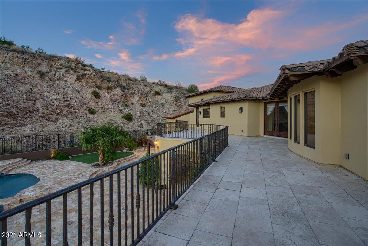 GOLD MOUNTAIN PRESERVE - Residential