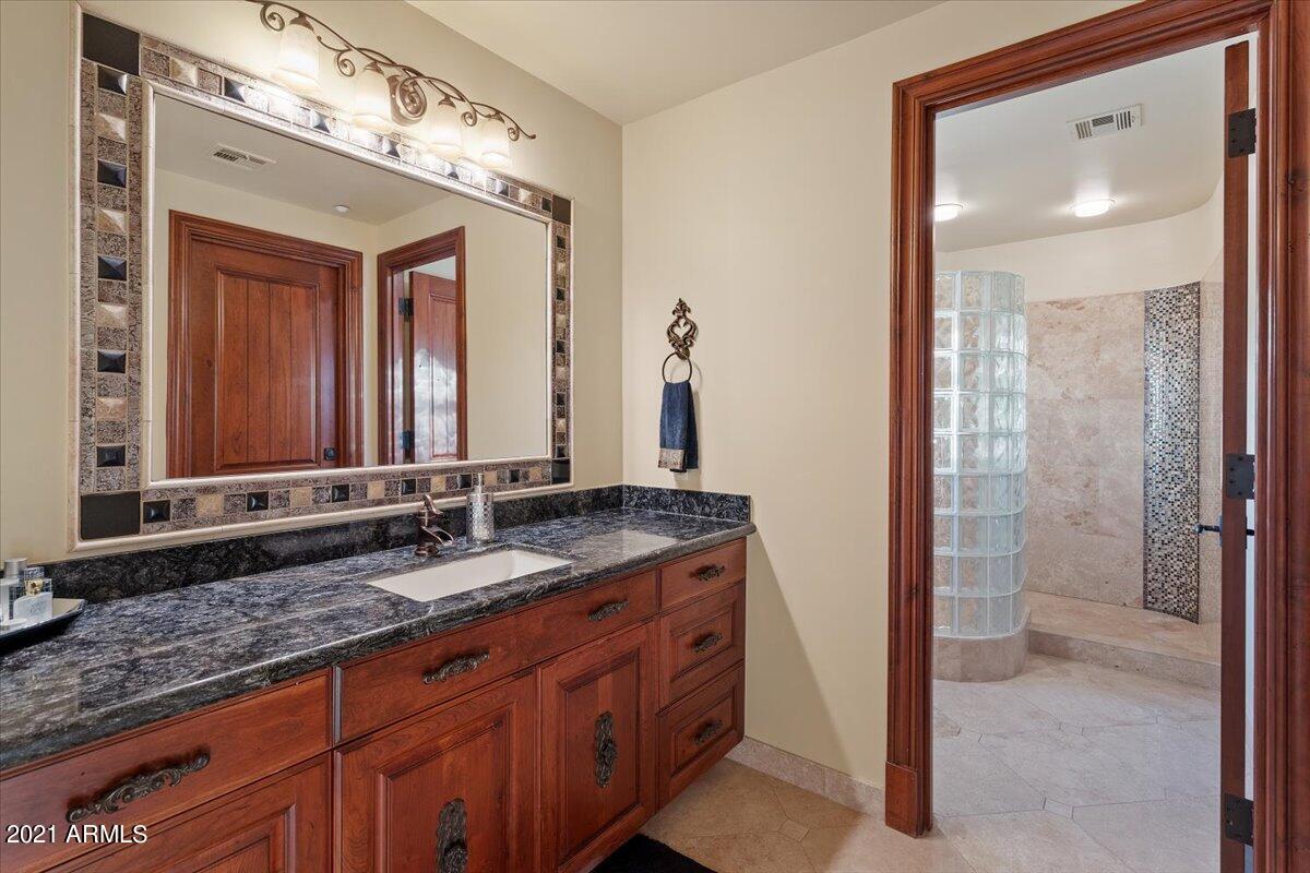 GOLD MOUNTAIN PRESERVE - Residential