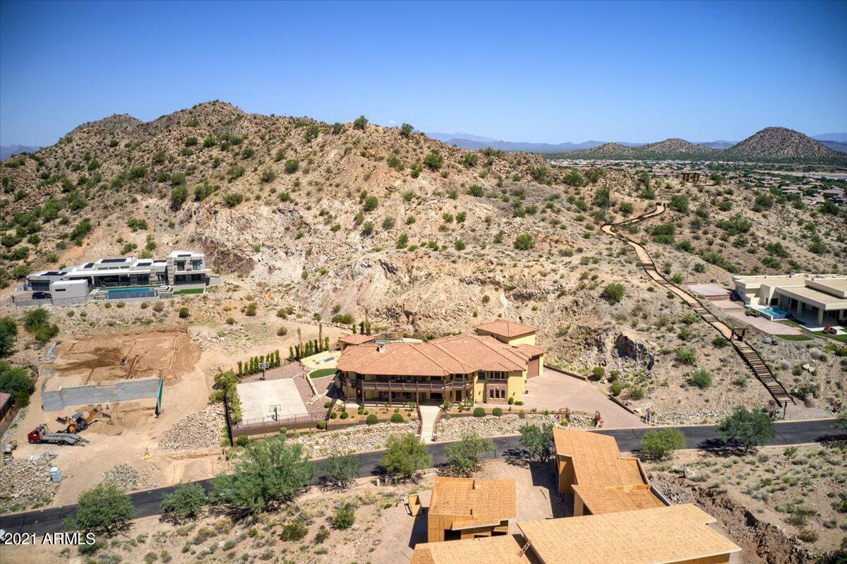 GOLD MOUNTAIN PRESERVE - Residential