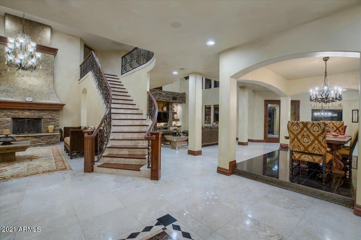 GOLD MOUNTAIN PRESERVE - Residential