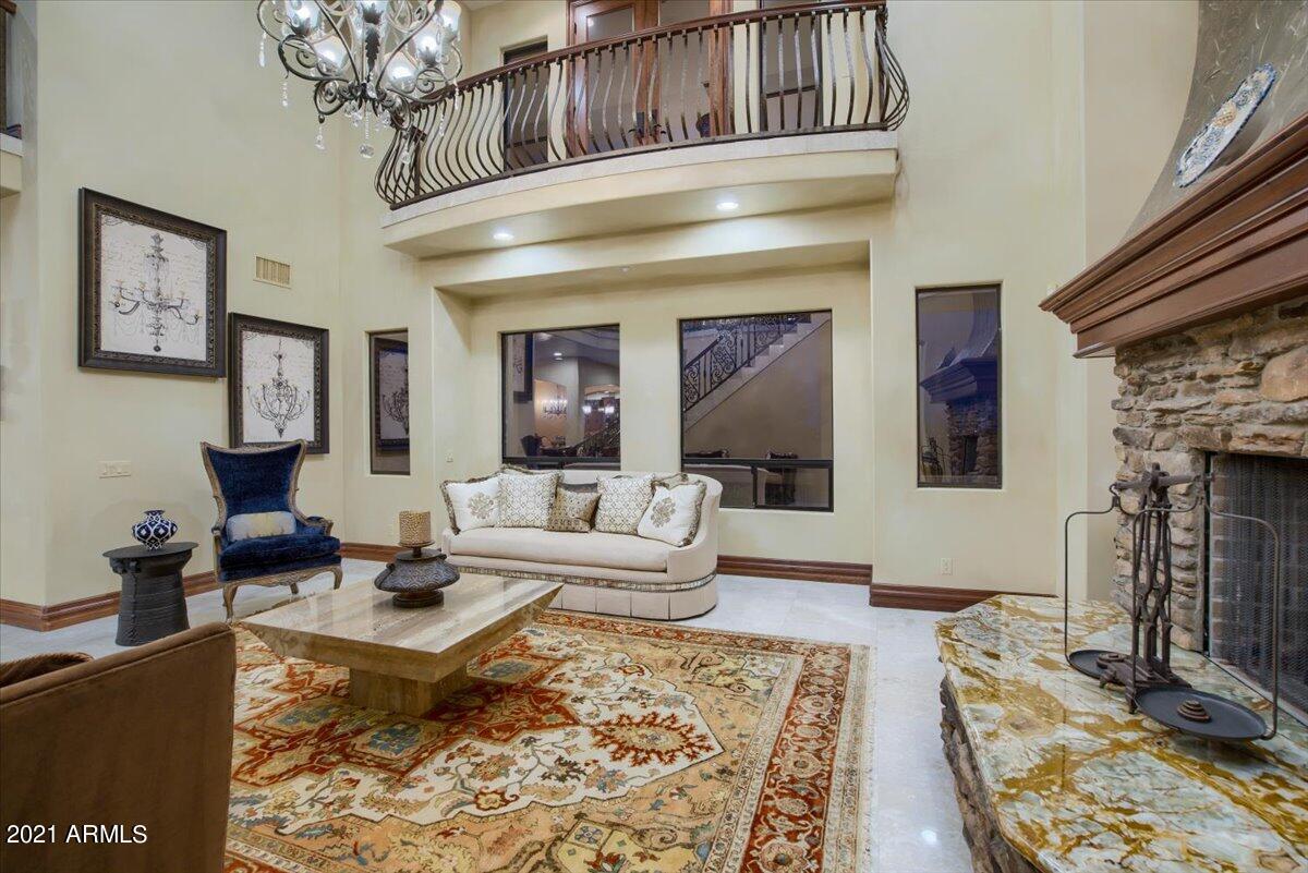 GOLD MOUNTAIN PRESERVE - Residential