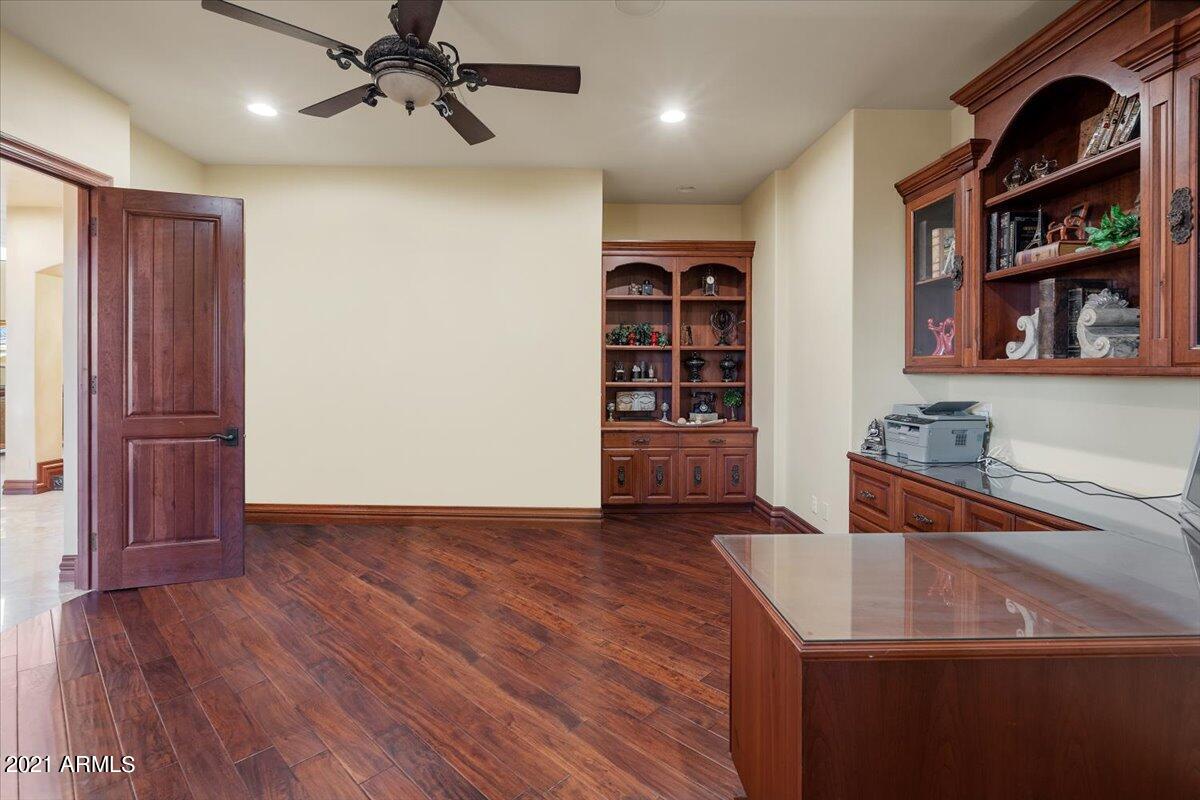 GOLD MOUNTAIN PRESERVE - Residential