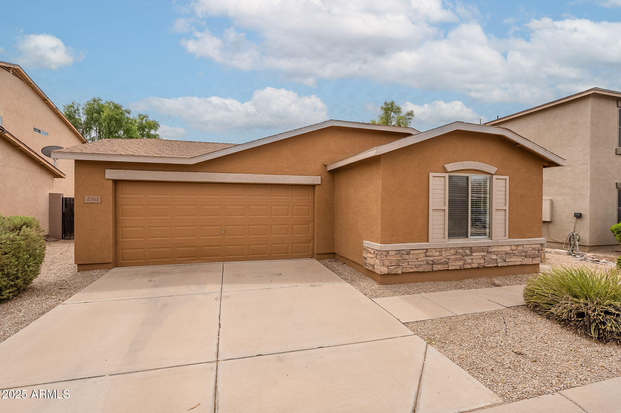 2311 E MEADOW POINT Way