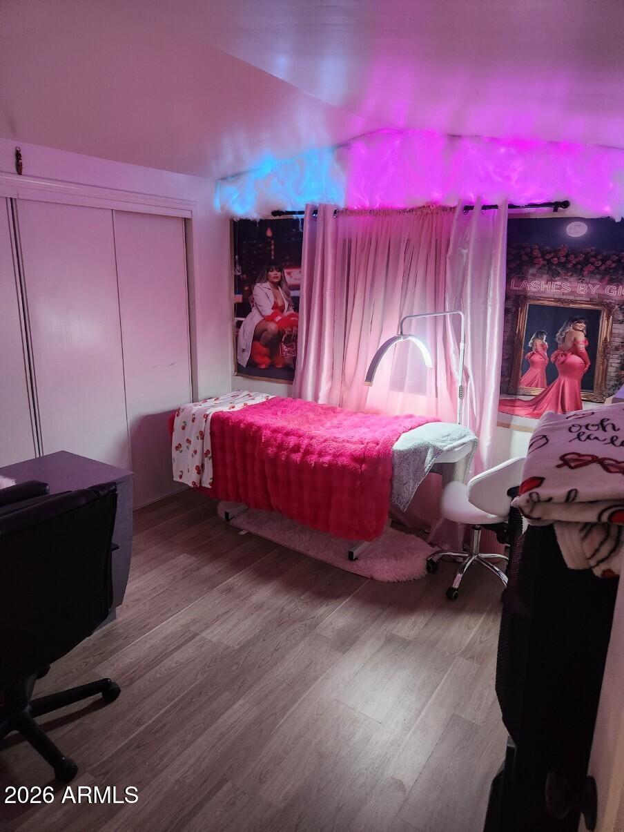 400 W BASELINE Road 95