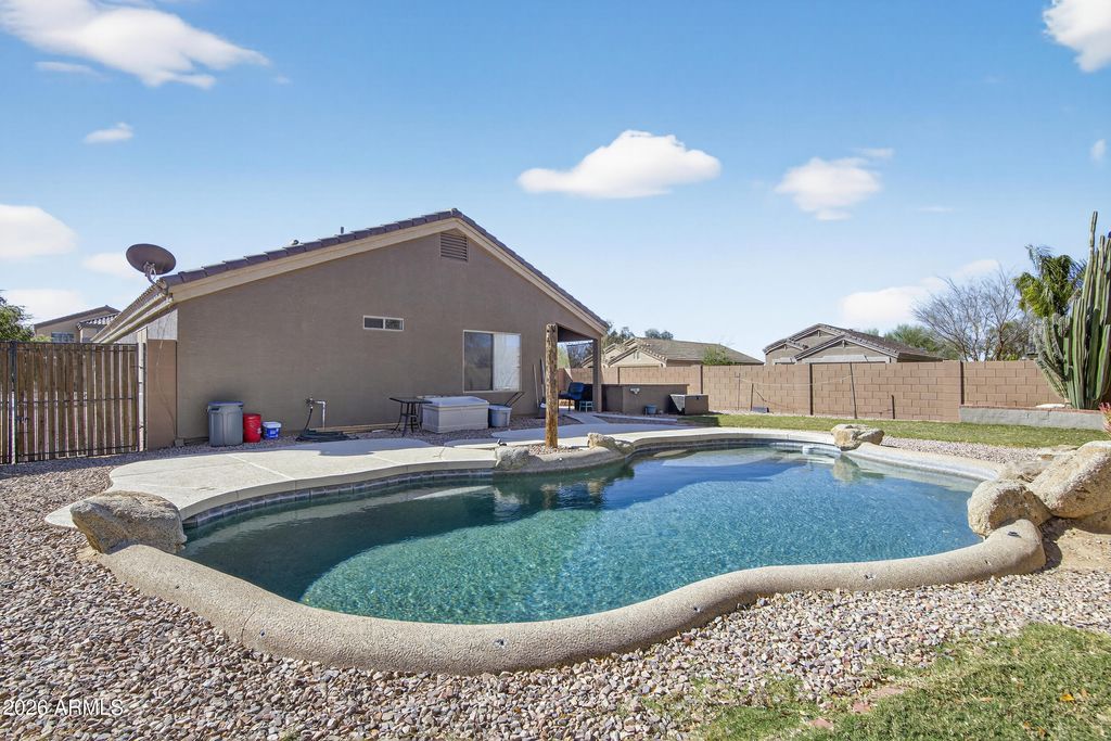 Photo of 1624 E Cardinal Drive, Casa Grande, AZ 85122 (MLS # 6990510)