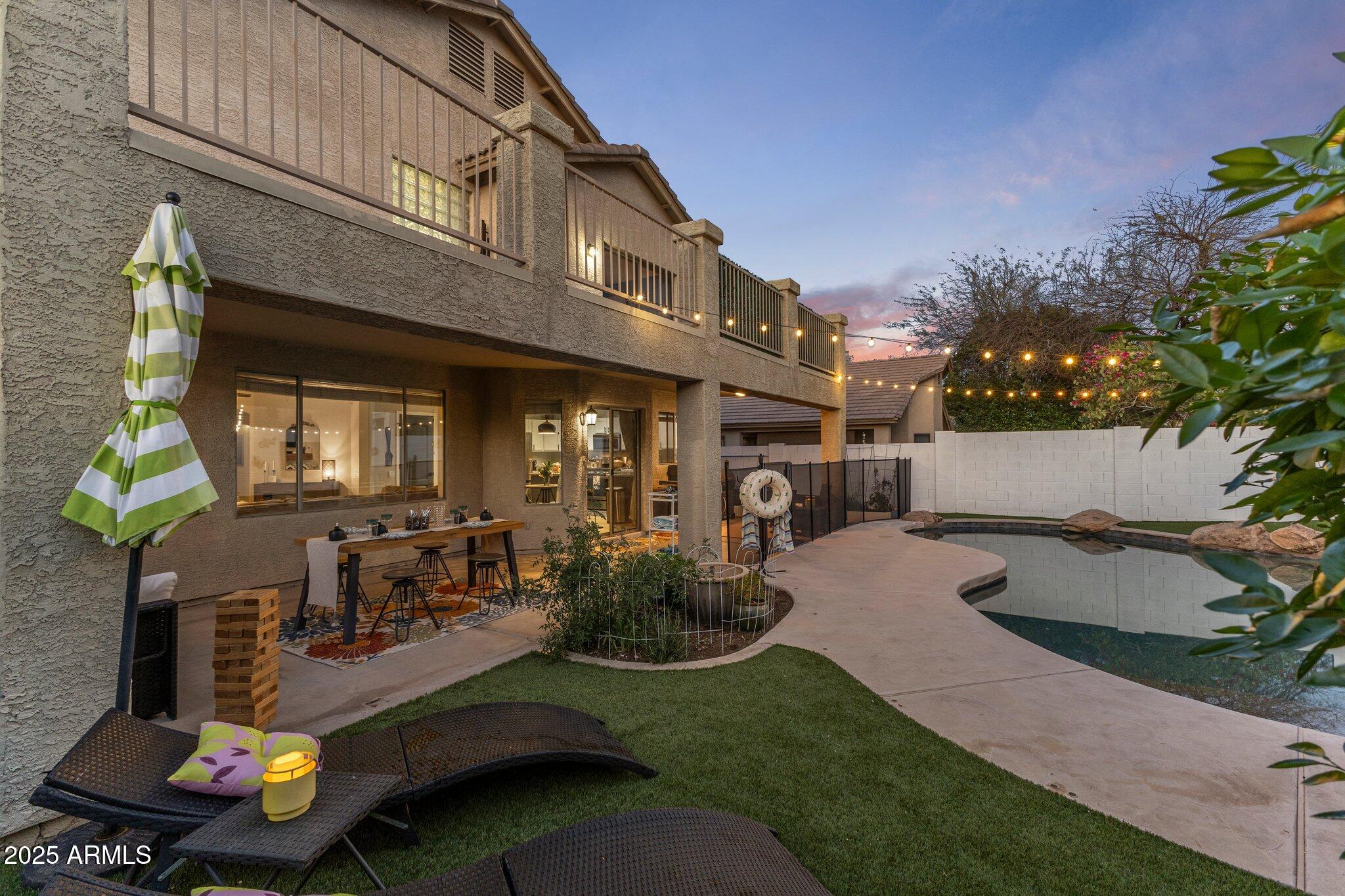 3047 E CAPTAIN DREYFUS Avenue