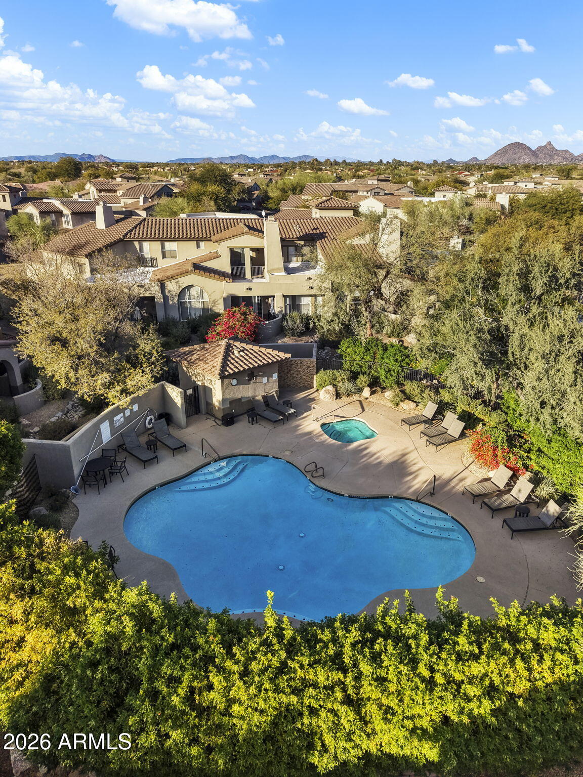 20802 N GRAYHAWK Drive 1181