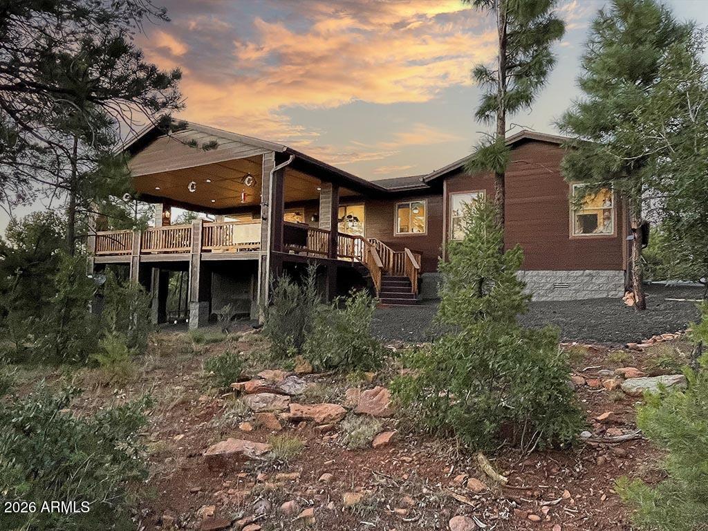 1300 W SIERRA BUENA Court