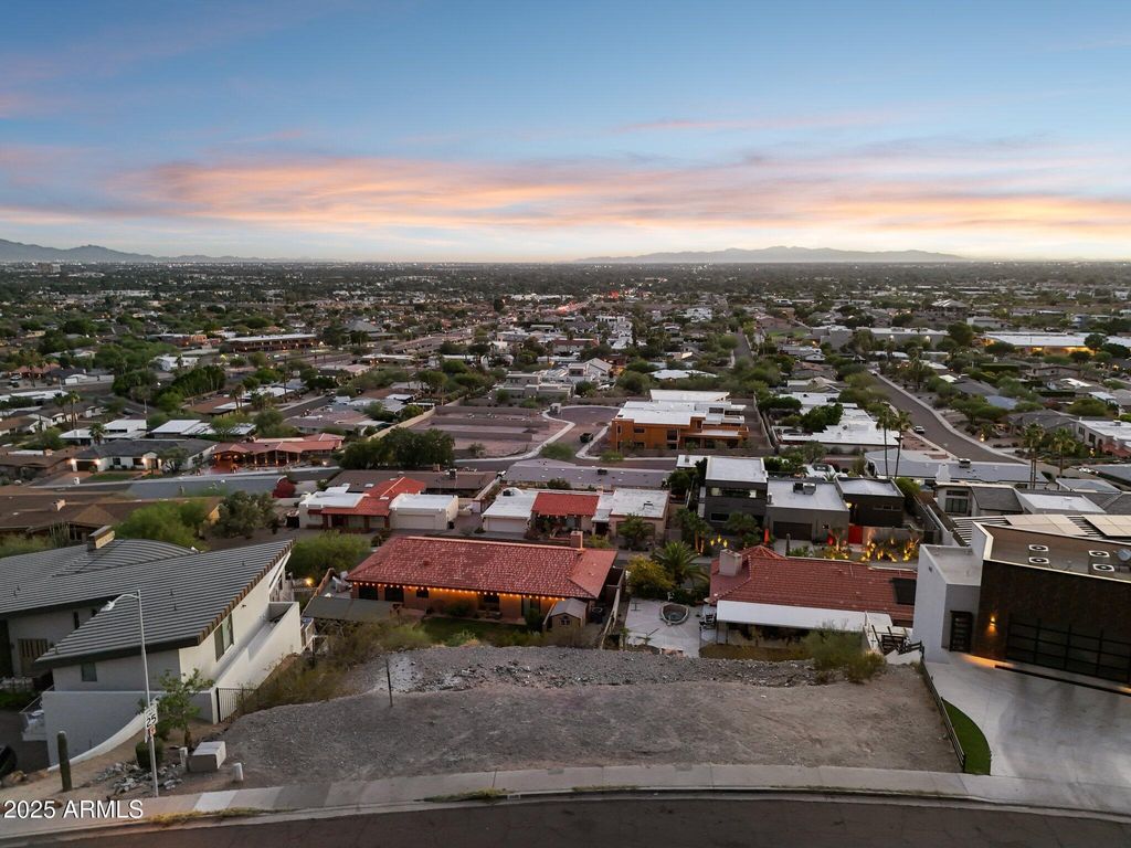 Photo of 7040 N 23rd Place #104, Phoenix, AZ 85020 (MLS # 6879834)
