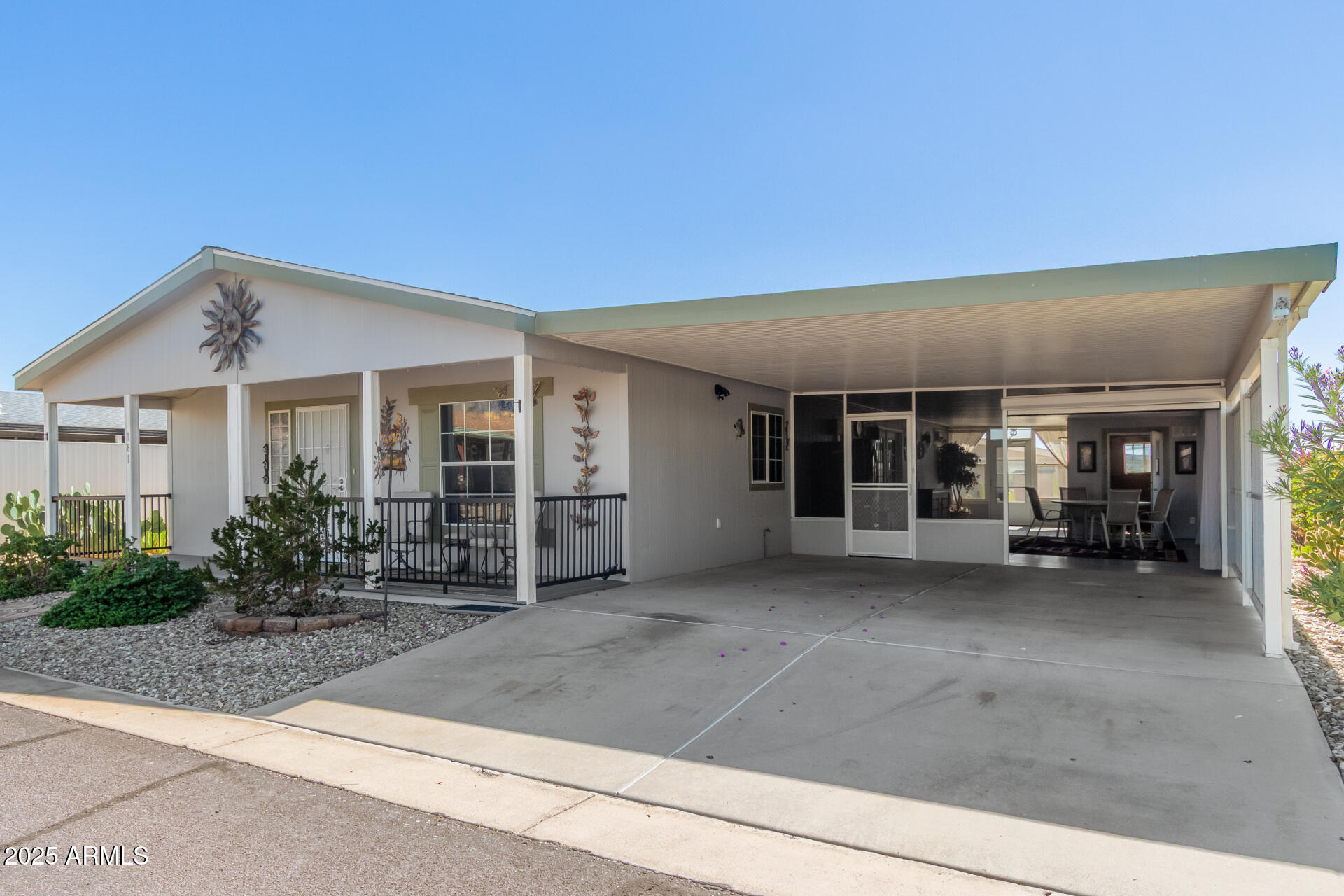 2400 E BASELINE Avenue 181