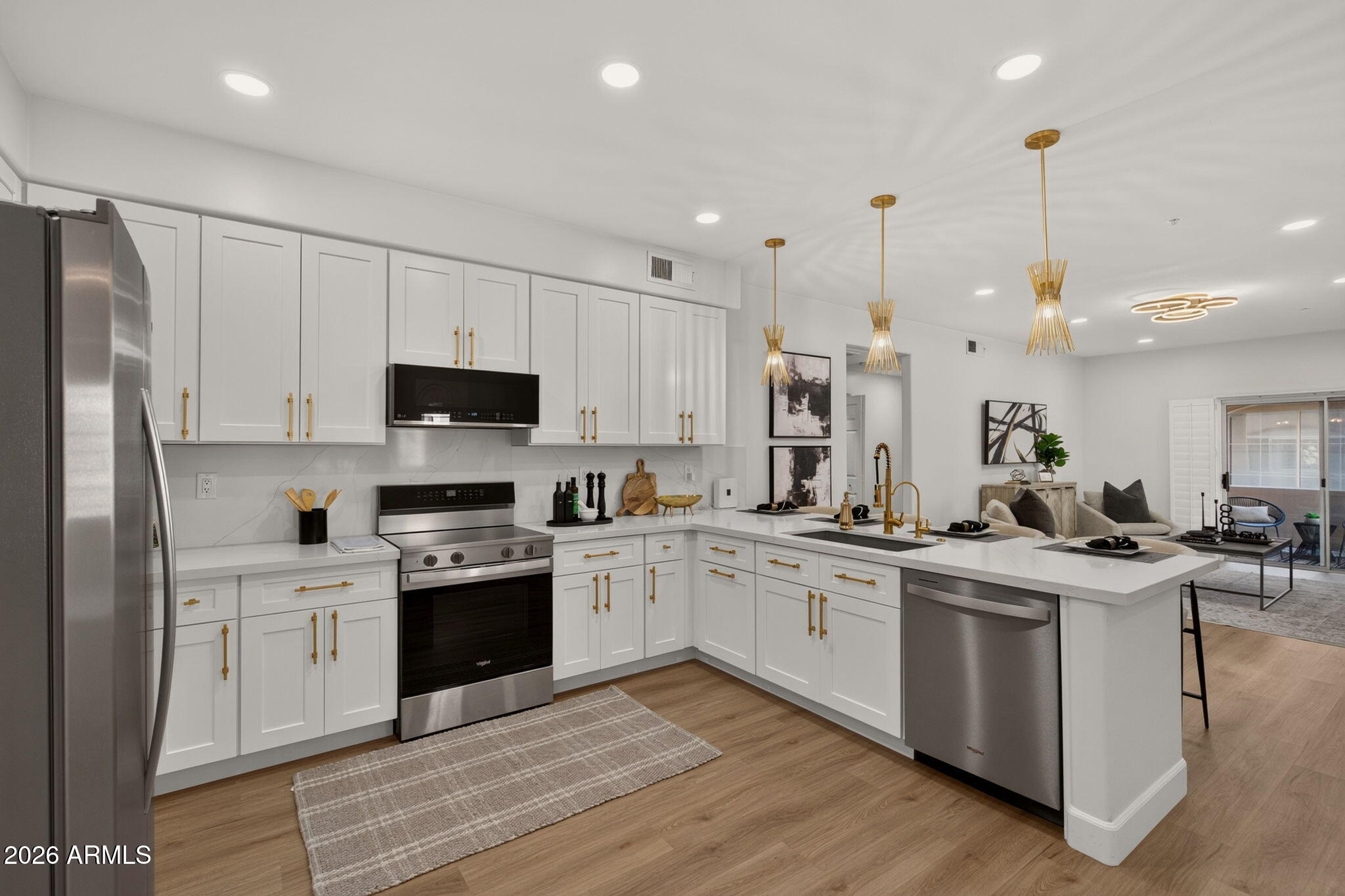 8653 E ROYAL PALM Road 1019