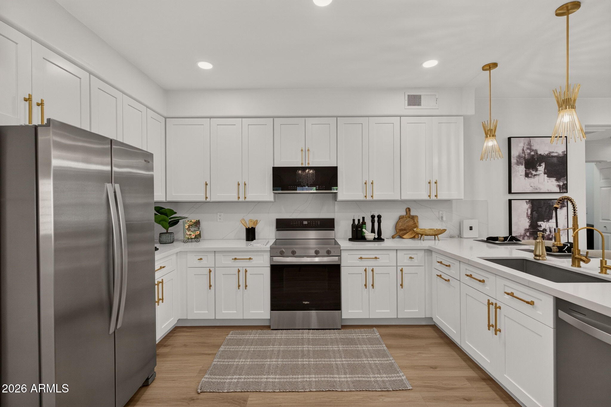 8653 E ROYAL PALM Road 1019