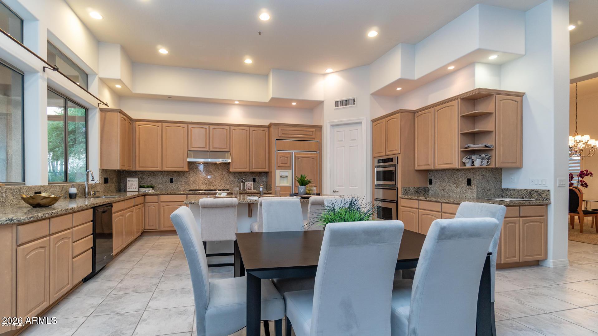 6461 E CRESTED SAGUARO Lane