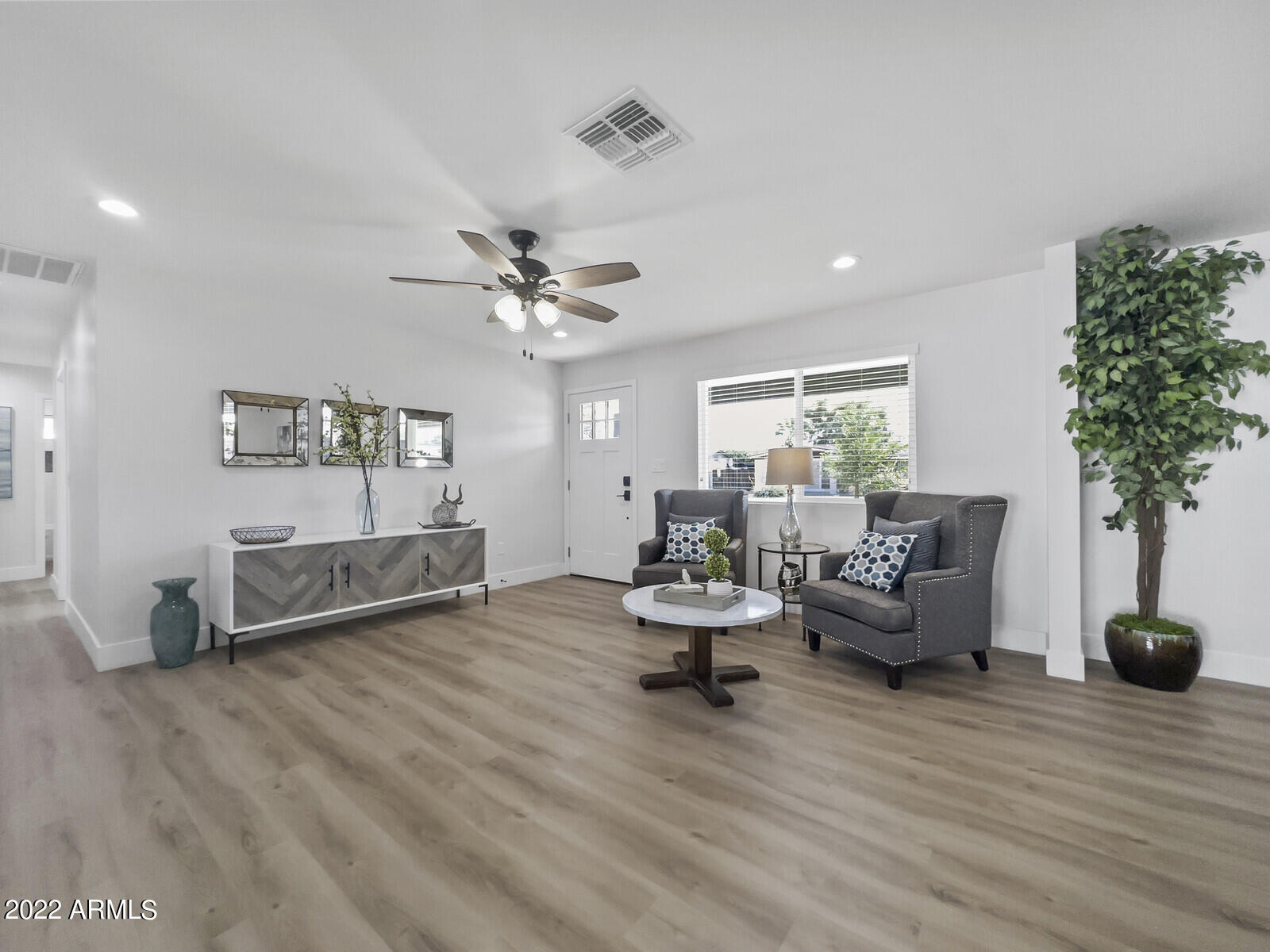 3440 E LAUREL Lane
