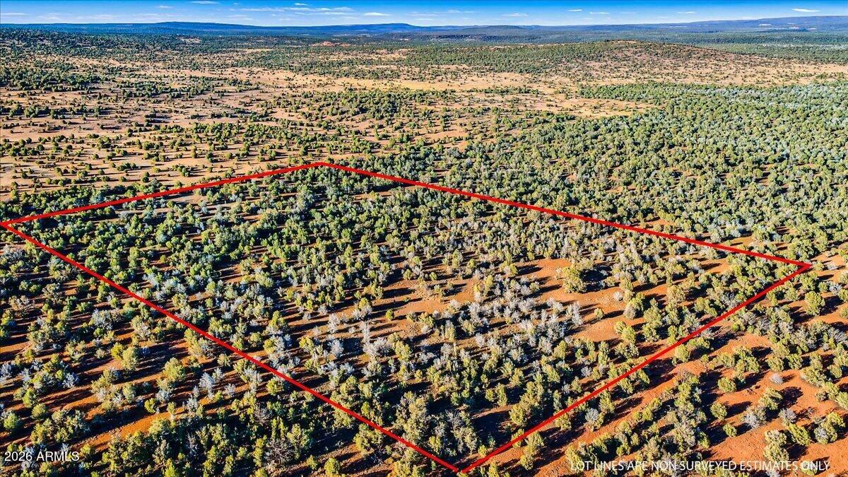 ARIZONAS JUNIPERWOOD RANCH 5 - Land