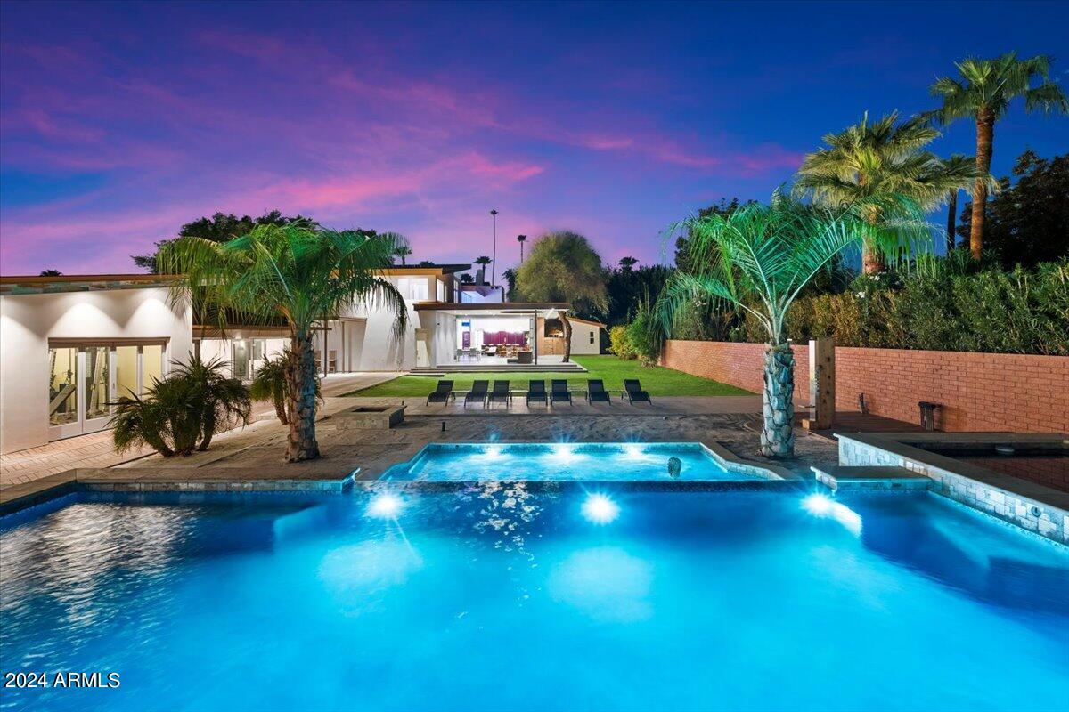 341 E MONTE VISTA Road