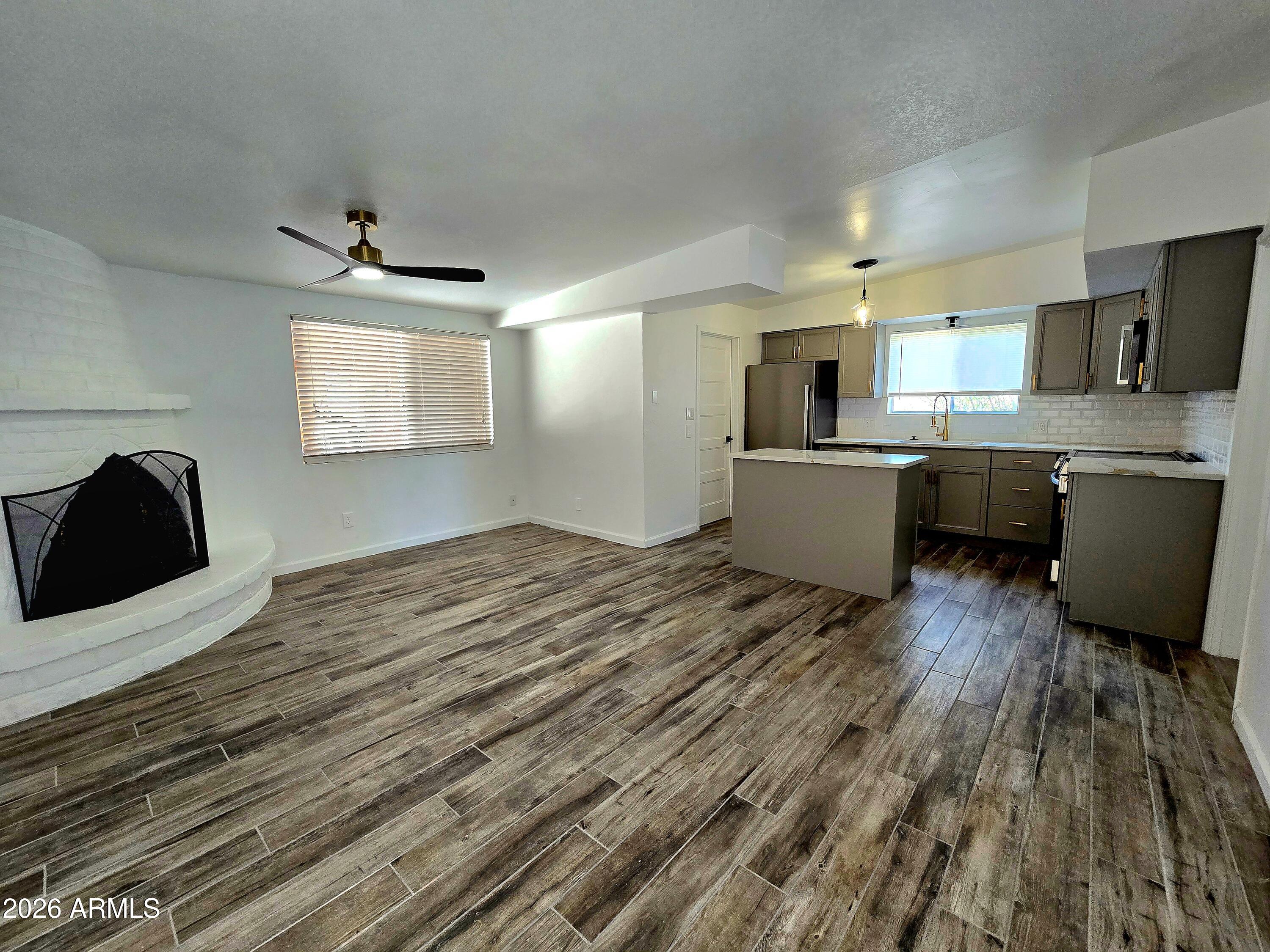 1817 BELLA VISTA Drive