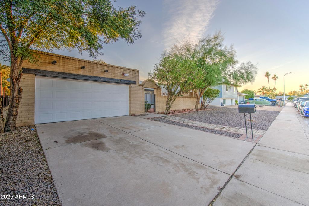 Photo of 4733 W Hayward Avenue, Glendale, AZ 85301 (MLS # 6962426)