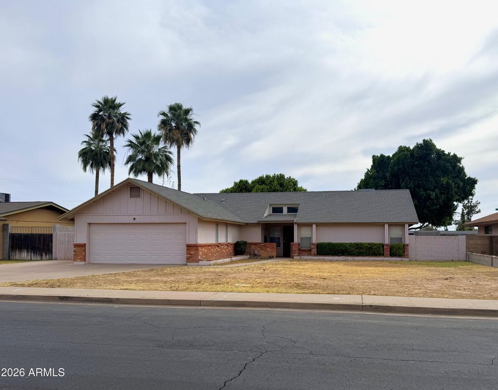 Photo of 704 N Oracle, Mesa, AZ 85203 (MLS # 7023237)