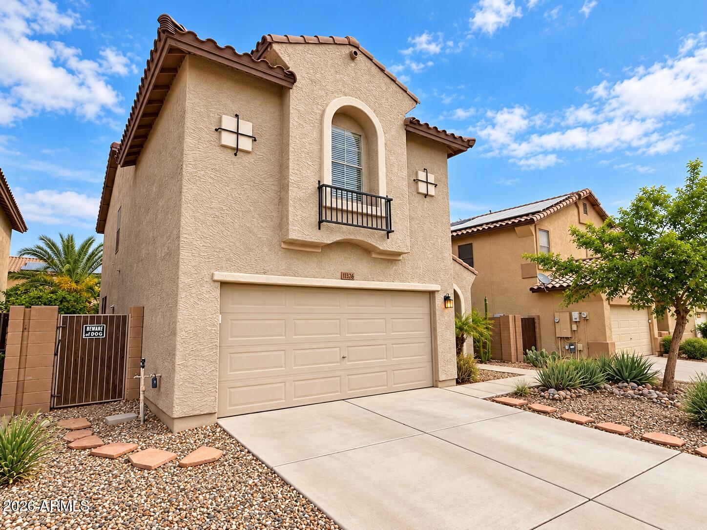 11826 W FOOTHILL Drive