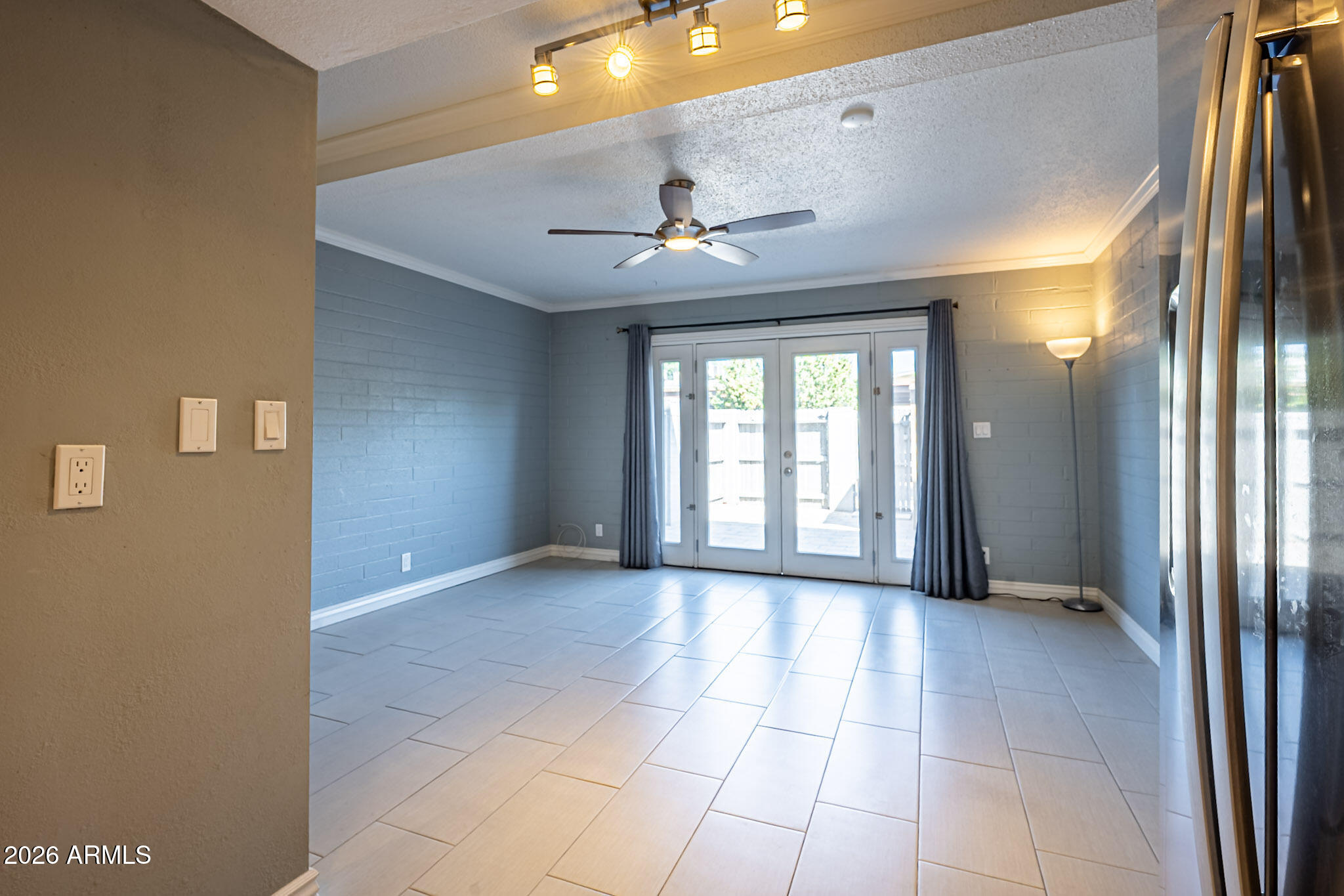 2636 W BERRIDGE Lane C-12