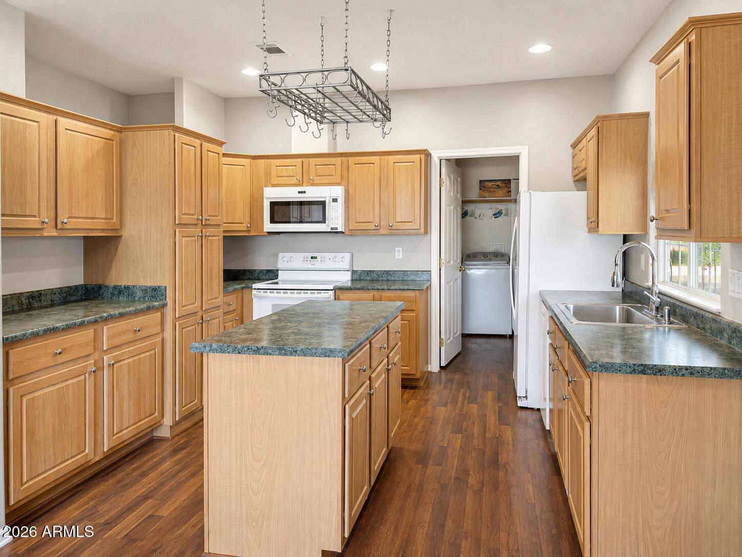 2400 E BASELINE Avenue 87