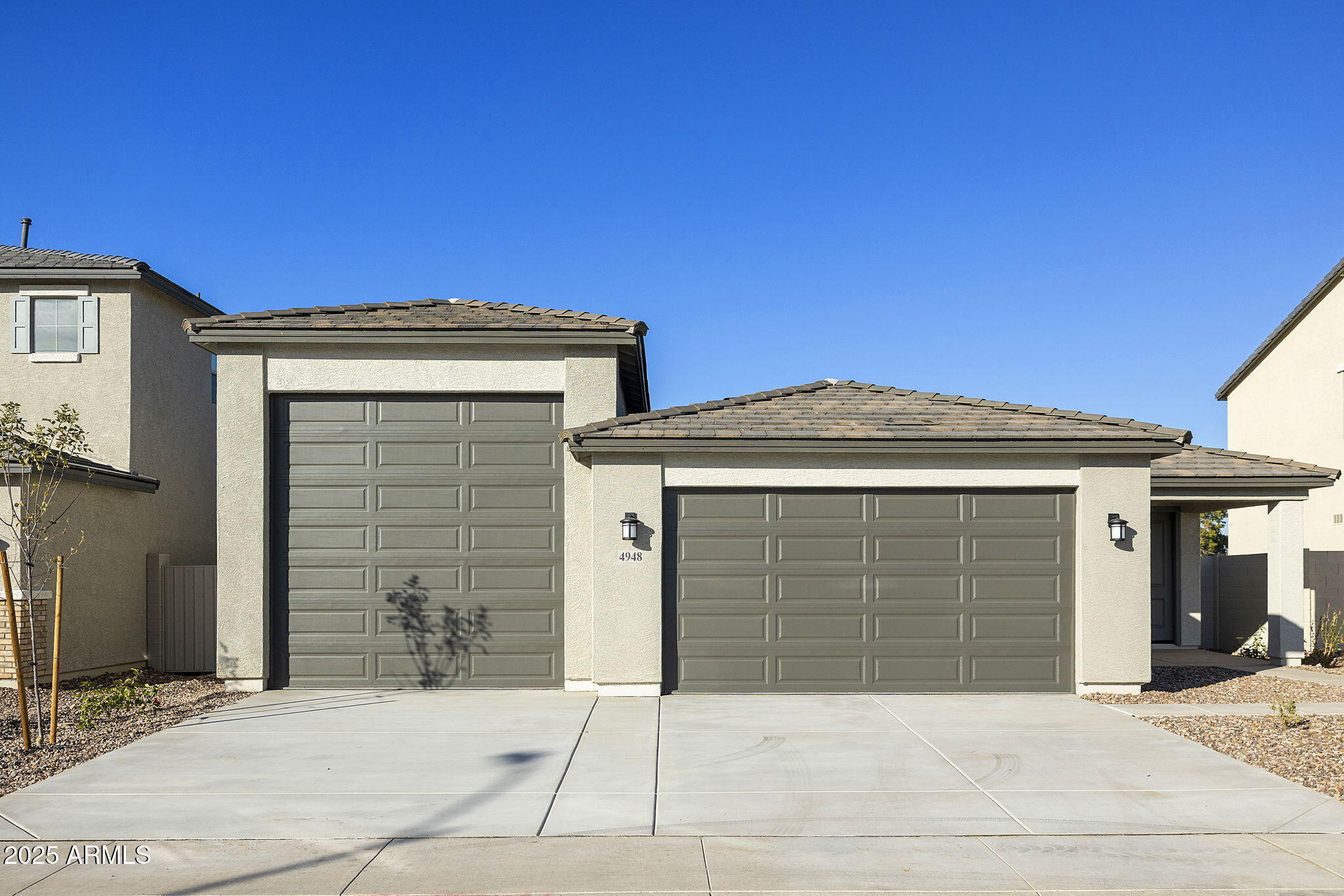 4948 W CAPISTRANO Avenue