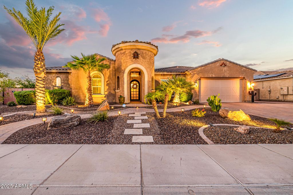 Photo of 9362 W Sands Drive, Peoria, AZ 85383 (MLS # 6931300)