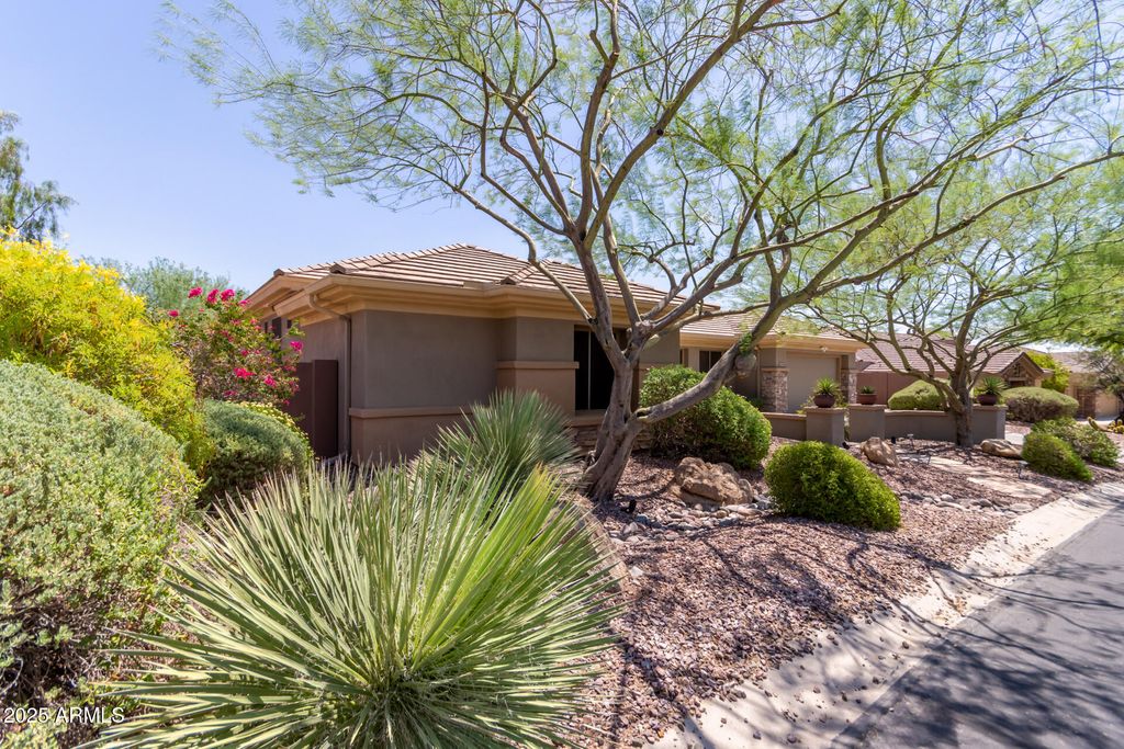 Photo of 41619 N River Bend Road, Anthem, AZ 85086 (MLS # 6925317)