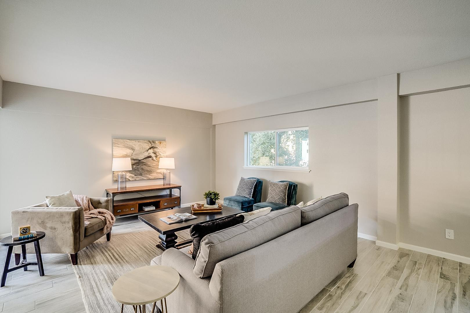 351 E Thomas Road Unit D201