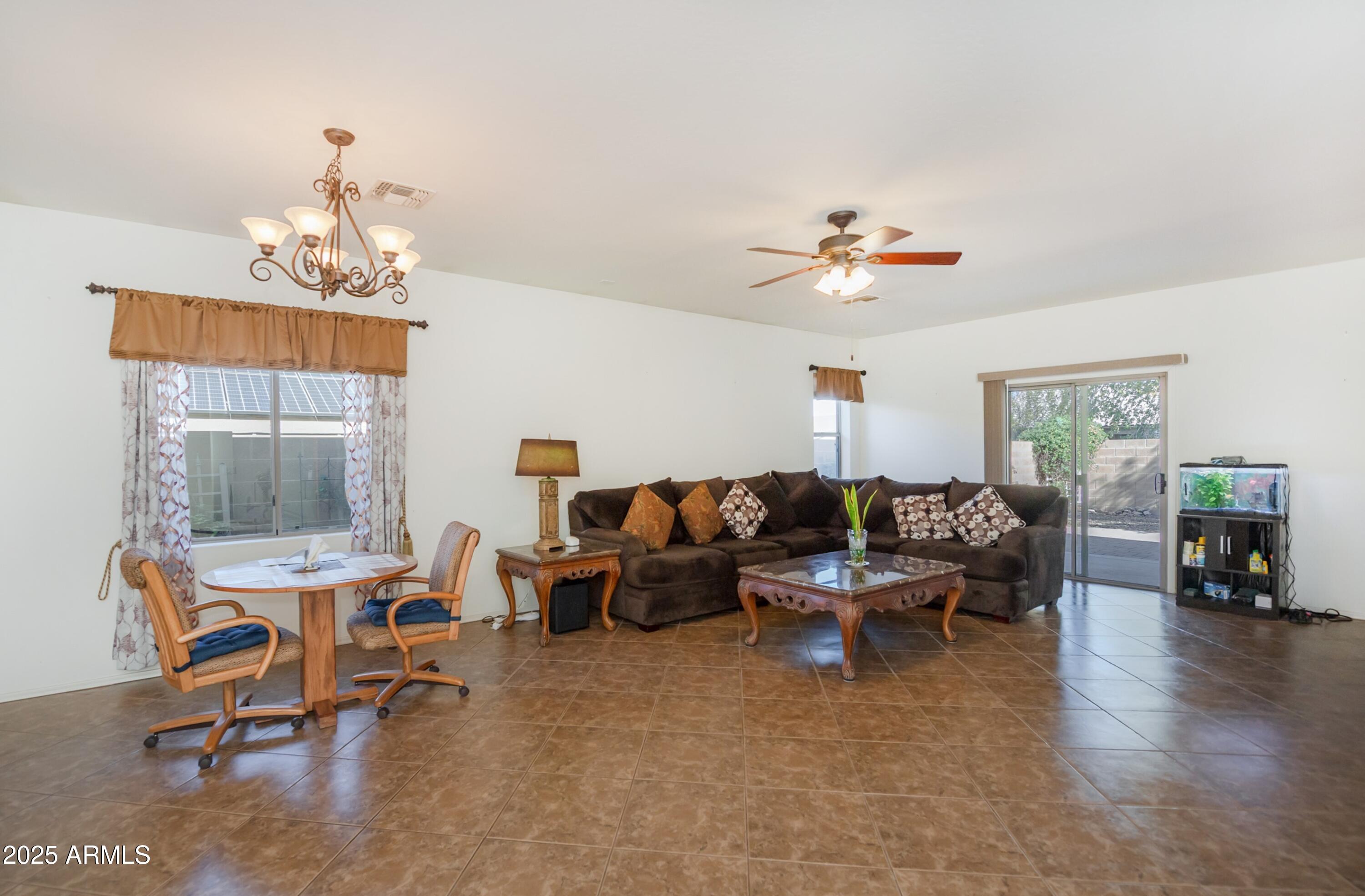 HIGHLANDS RANCH UNIT 2 - Residential