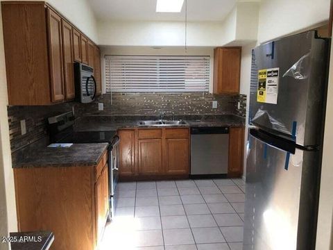 2438 W Jefferson Street Phoenix AZ 85009