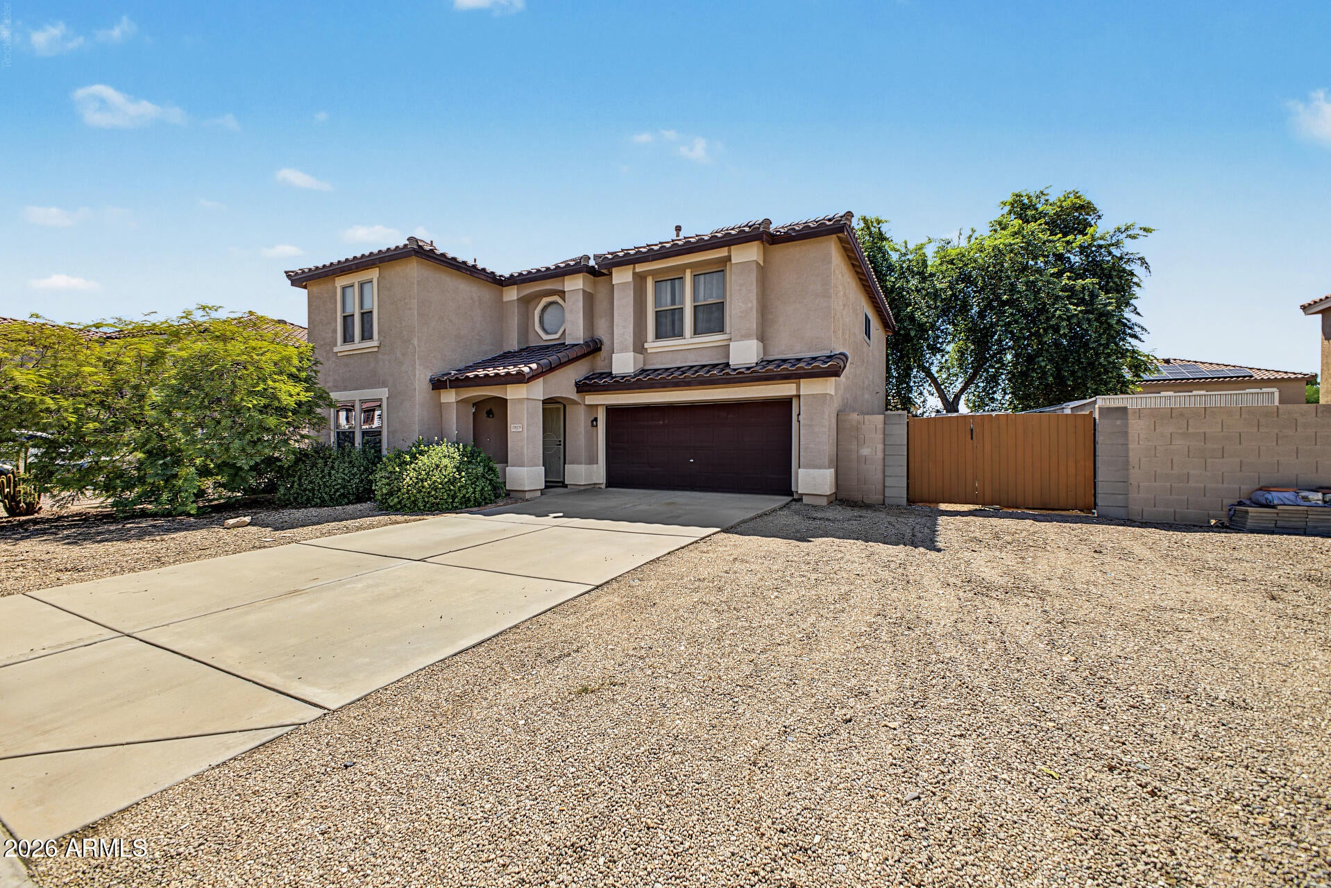 10609 W DALEY Lane