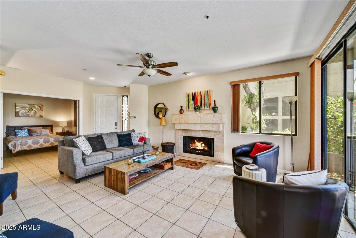 7700 E GAINEY RANCH Road 124