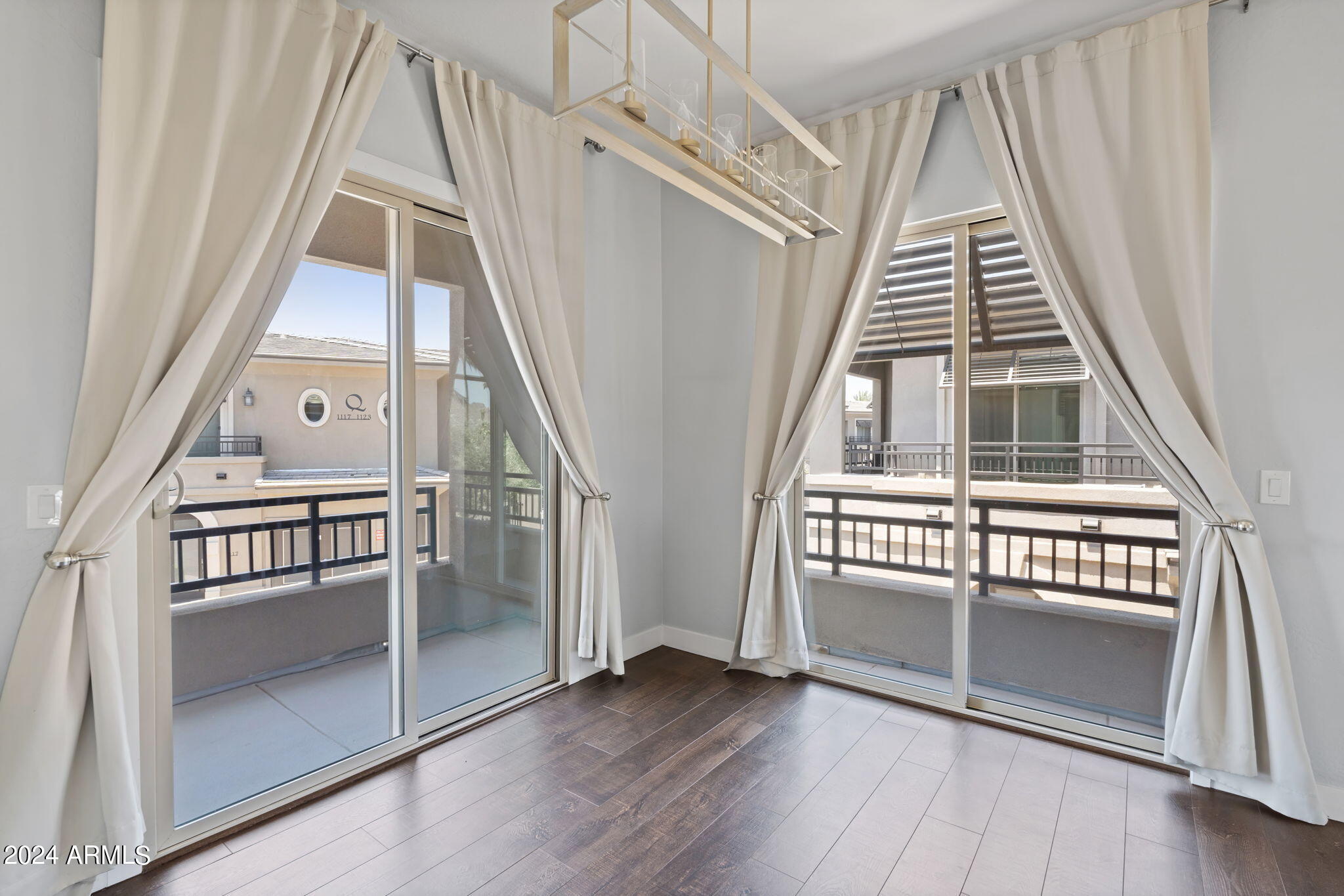 Scottsdale, Arizona 85251, United States, 3 Bedrooms Bedrooms, ,2 BathroomsBathrooms,Residential,Active,242437