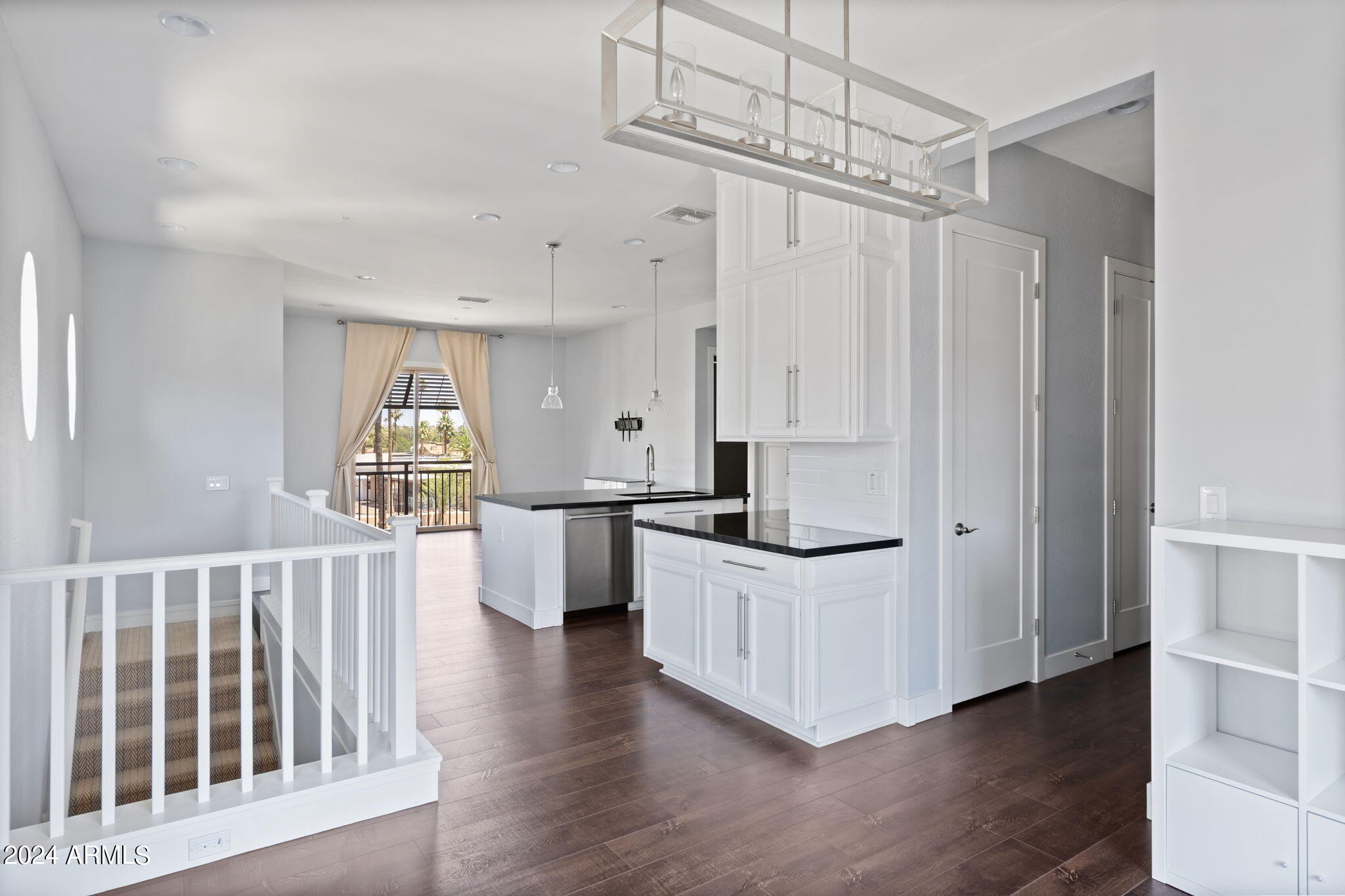 Scottsdale, Arizona 85251, United States, 3 Bedrooms Bedrooms, ,2 BathroomsBathrooms,Residential,Active,242437