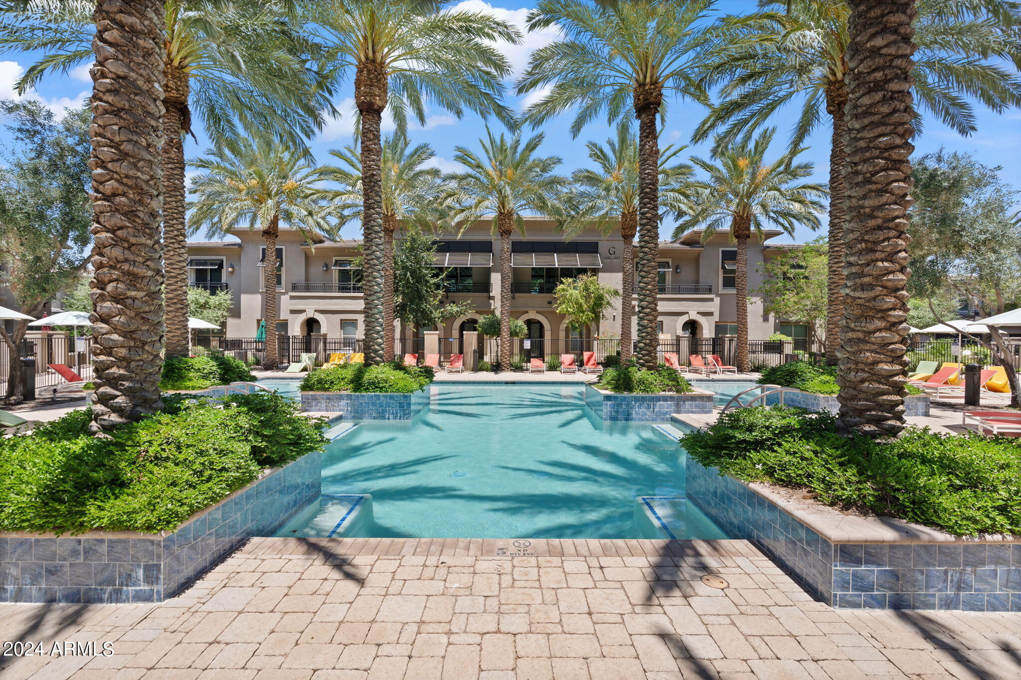 Scottsdale, Arizona 85251, United States, 3 Bedrooms Bedrooms, ,2 BathroomsBathrooms,Residential,Active,242437