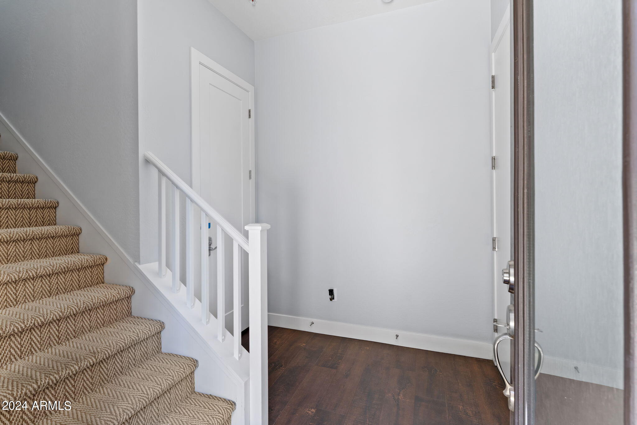 Scottsdale, Arizona 85251, United States, 3 Bedrooms Bedrooms, ,2 BathroomsBathrooms,Residential,Active,242437