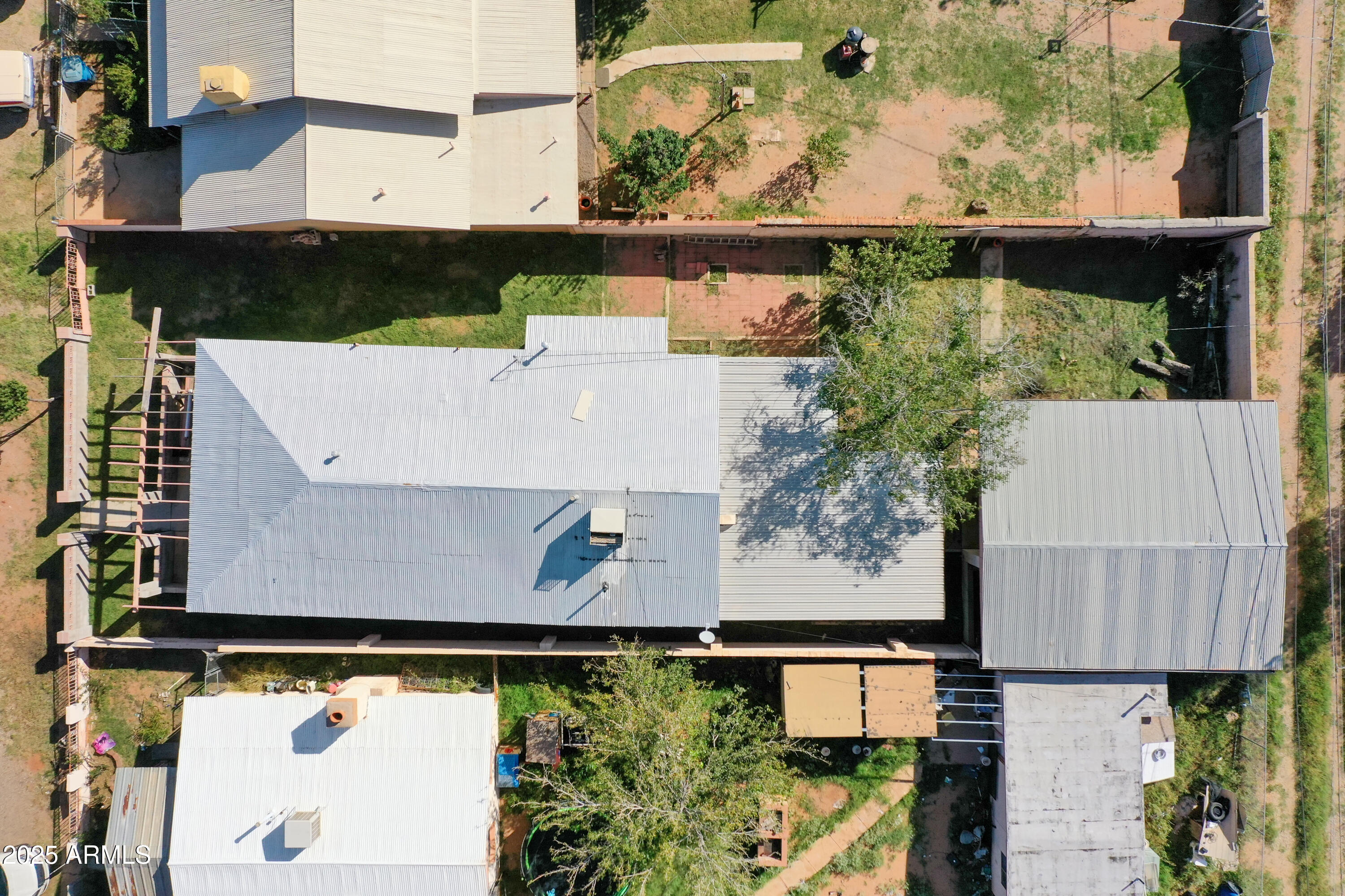 3848 S Hillman Avenue