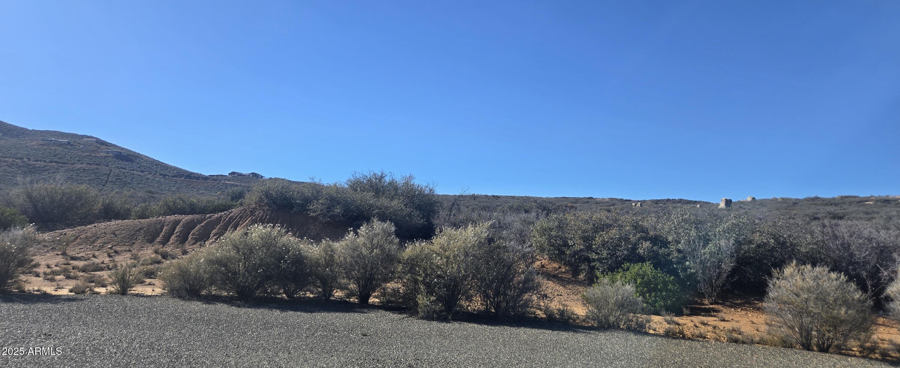 402C E Woodland Way 6