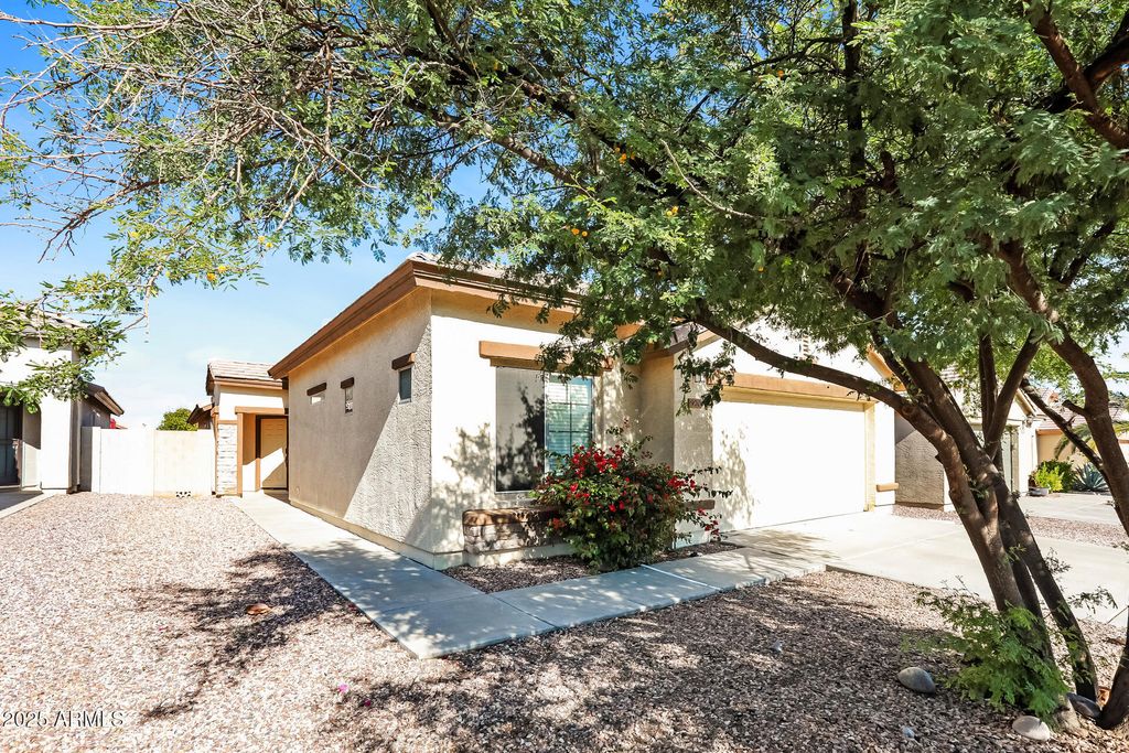 Photo of 970 W Desert Mountain Drive, San Tan Valley, AZ 85143 (MLS # 6956502)