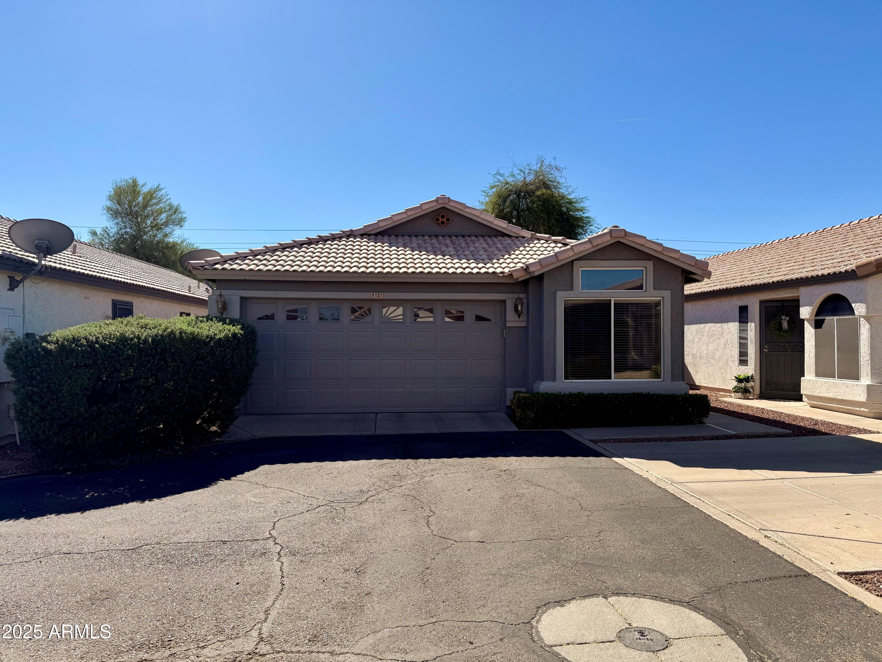 2221 E Union Hills Drive 137