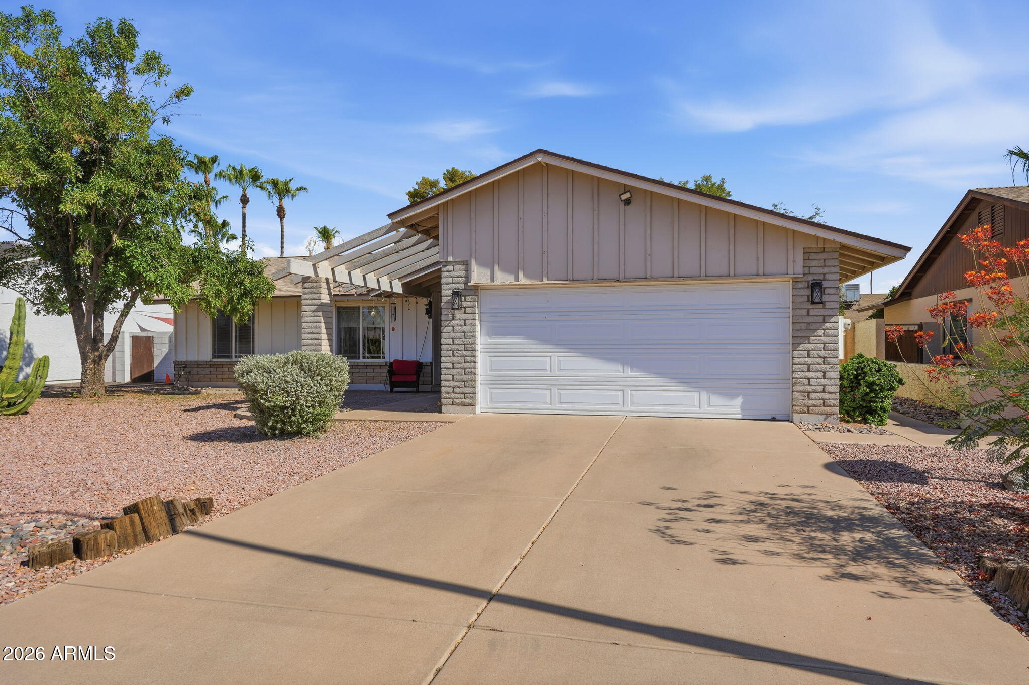 1358 E CHILTON Drive