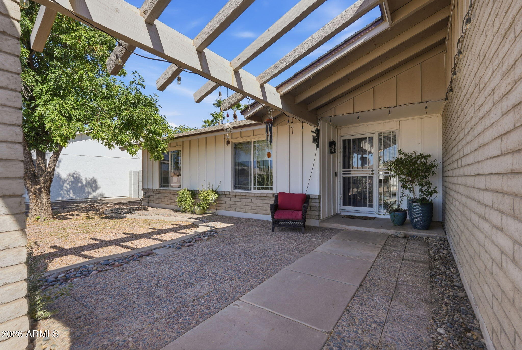 1358 E CHILTON Drive