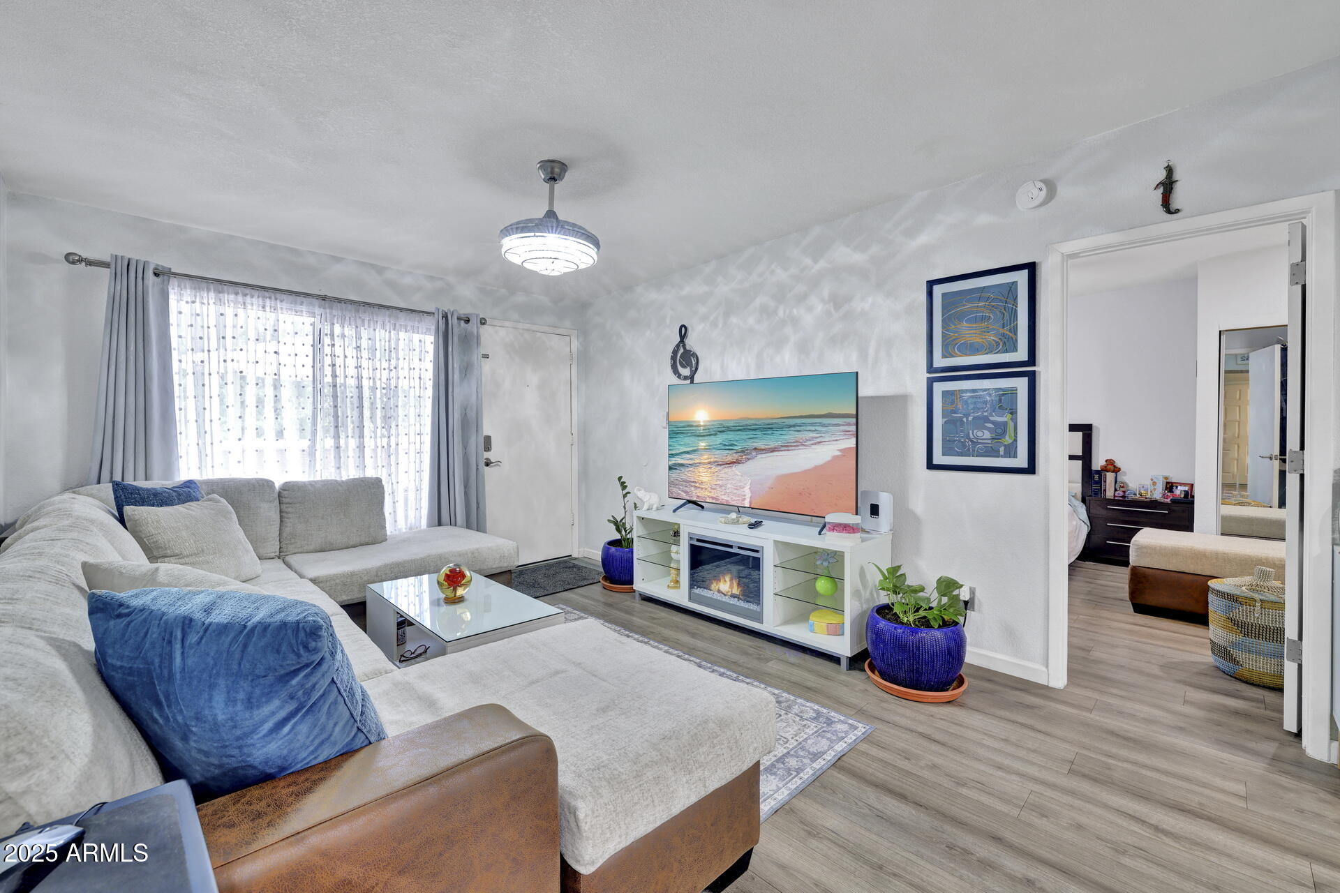 5757 W EUGIE Avenue 2100