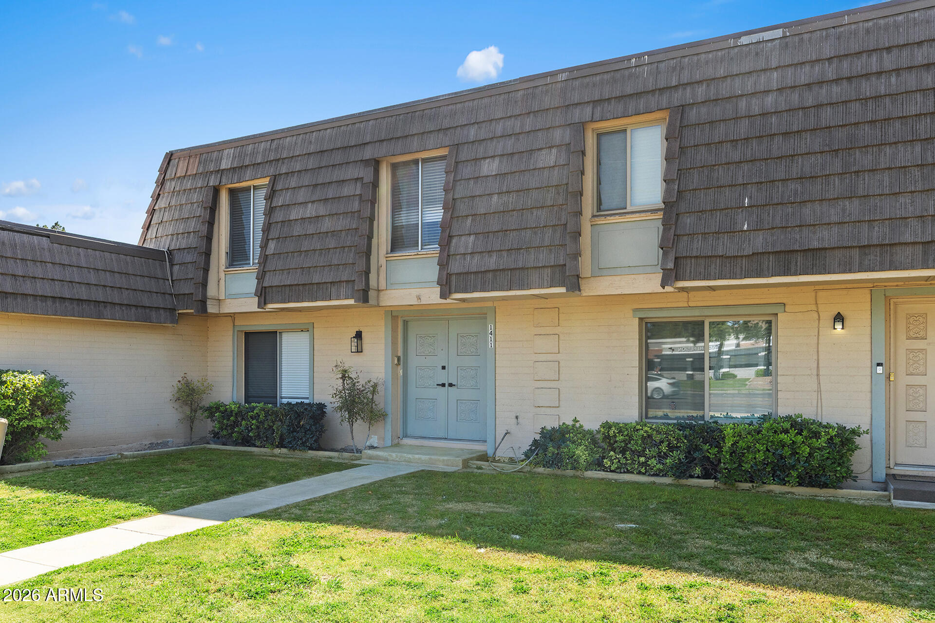 1411 E SOUTHERN Avenue