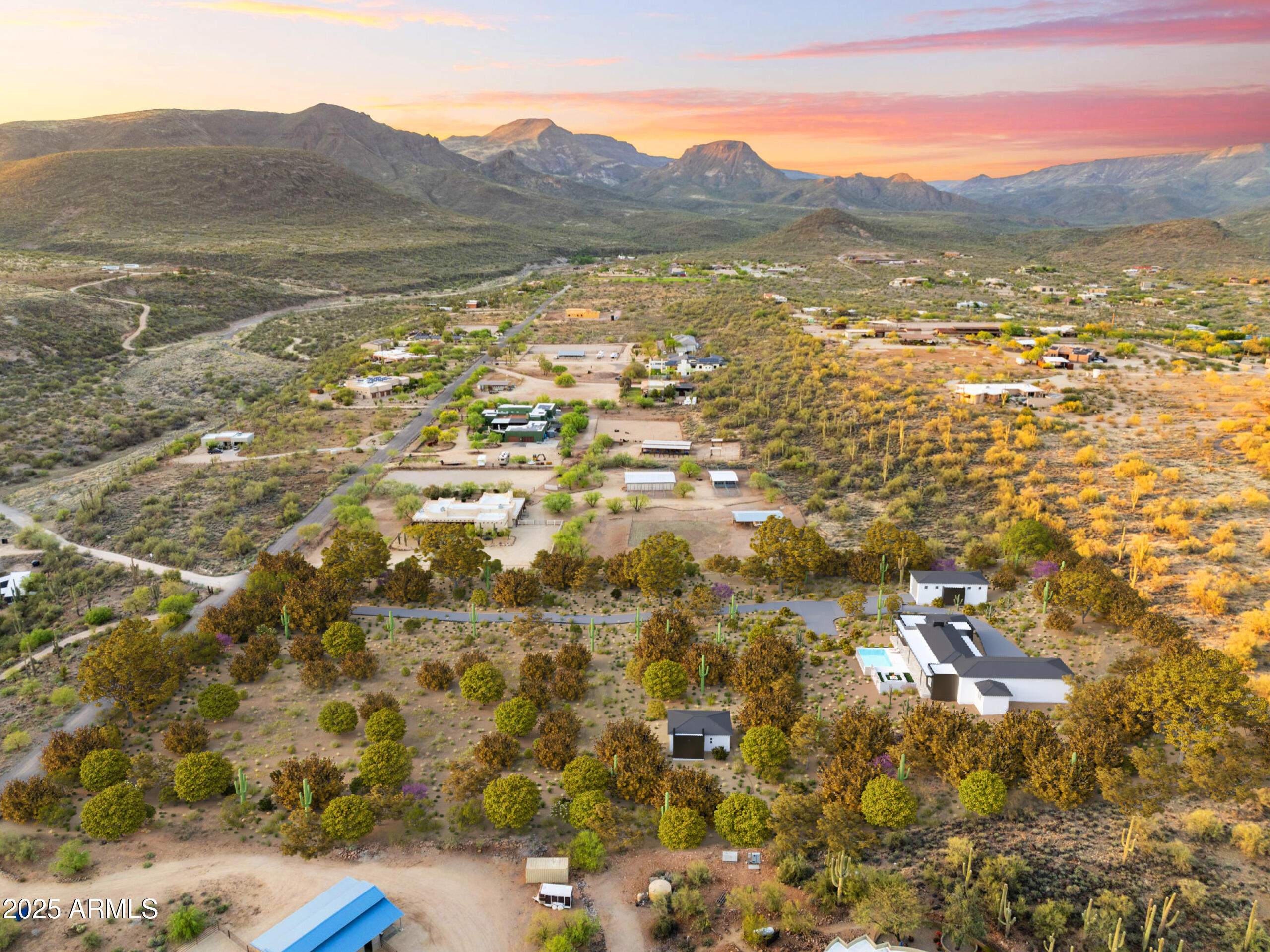 Metes and Bounds. Cave Creek - Land