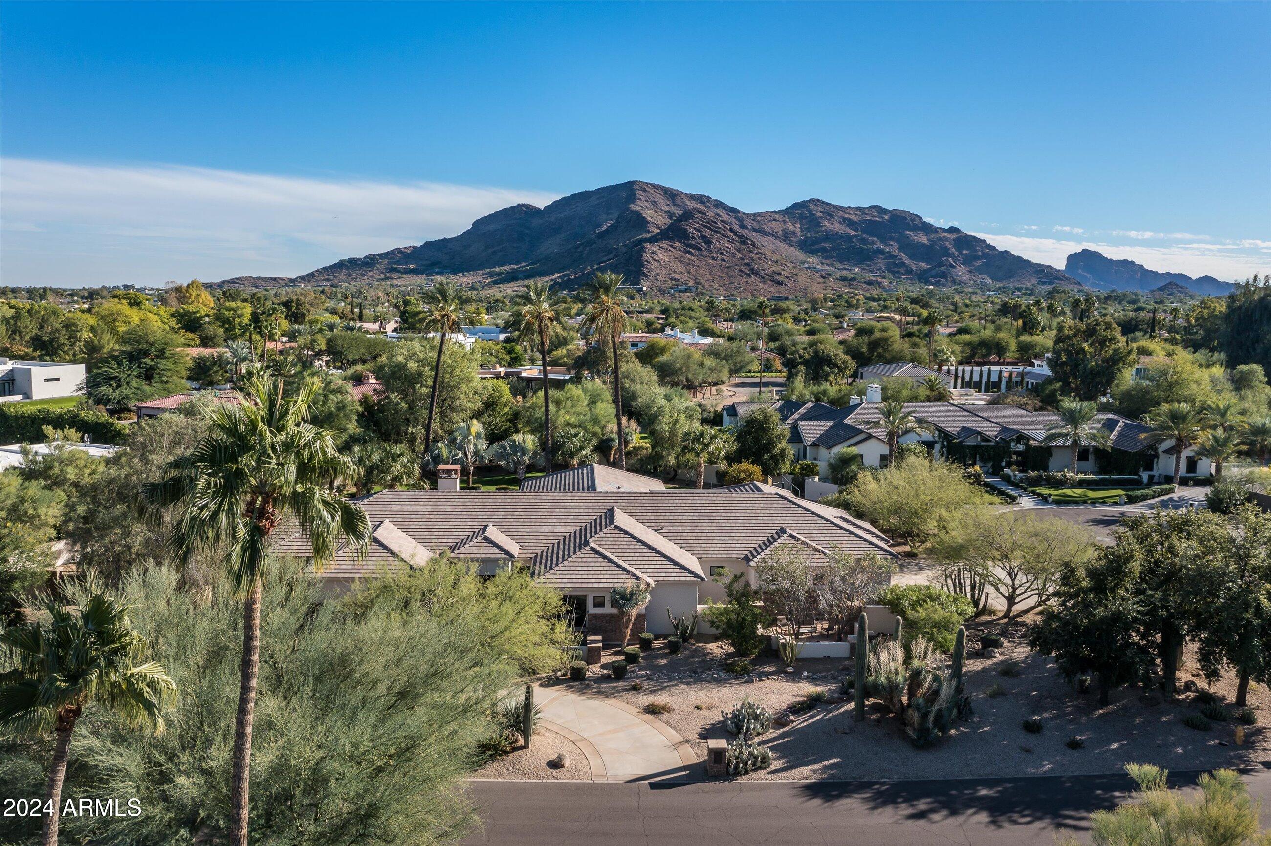 5311 E VIA LOS CABALLOS --