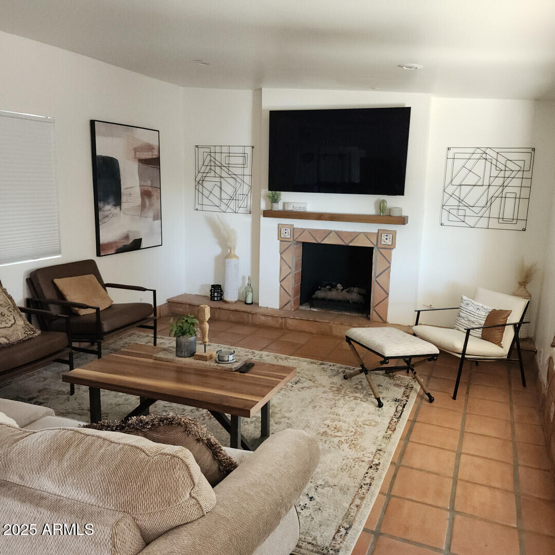 5418 E YOLANTHA Street